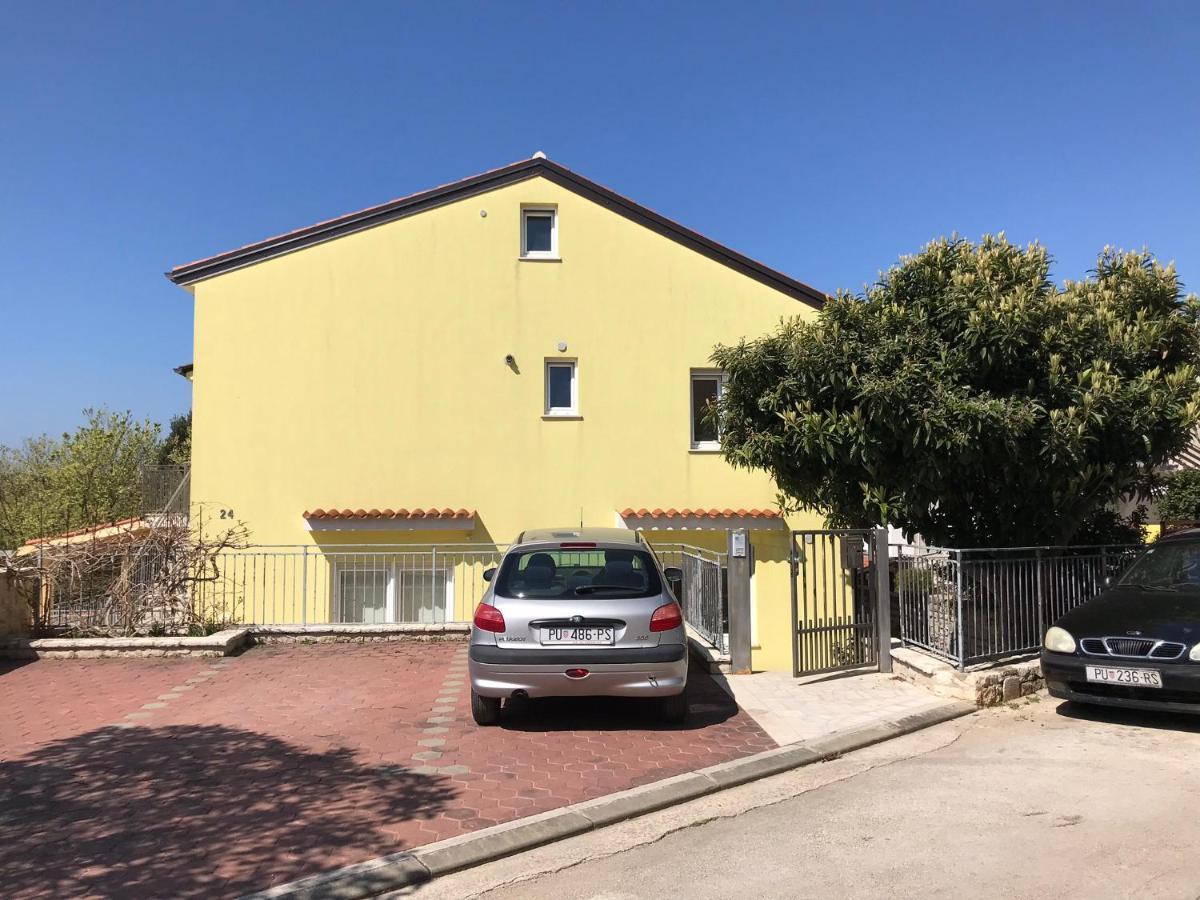 Vale Lunga Apartments プーラ エクステリア 写真